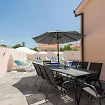 Сasa de vacaciones Beautiful In Vinjani Gornji Nenadici