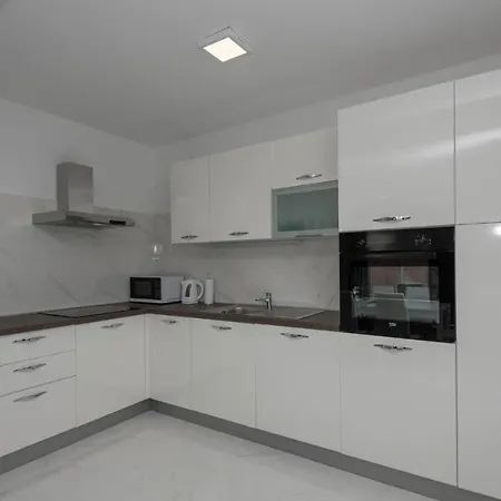 Beautiful In Vinjani Gornji With Wifi Holiday home